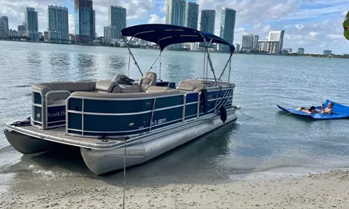 26' Hurricane Boat Rental